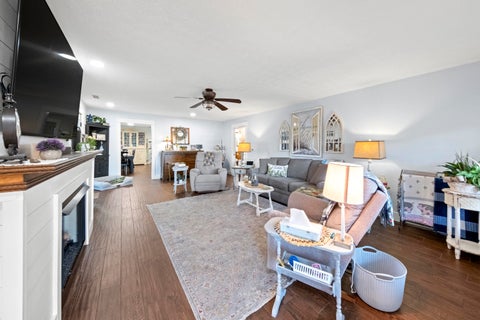 Tiny photo for 3418 Spring Street ST, Catlettsburg, KY 41129 (MLS # 61229)