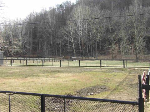 Tiny photo for 5103 Laramie Trail Trl, Catlettsburg, KY 41129 (MLS # 60071)
