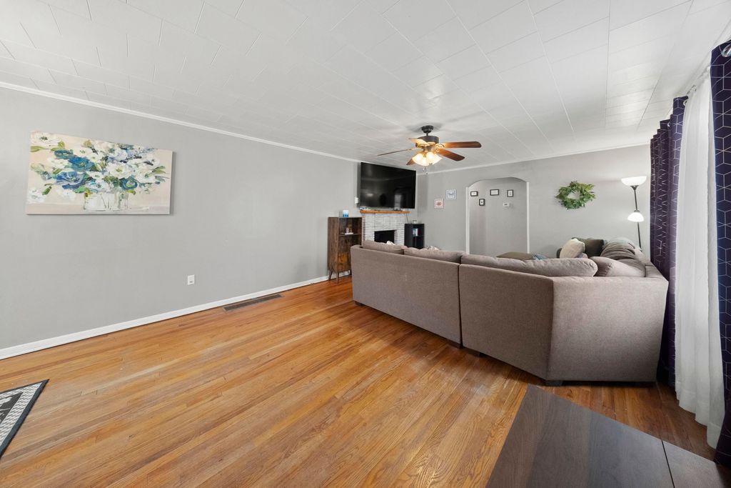 Photo of 1000 Powell Lane Ln, Flatwoods, KY 41139 (MLS # 60033)