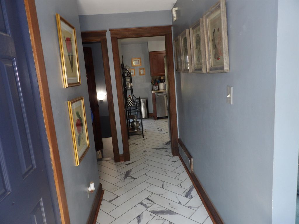 Photo of 2741 Jackson Ave, Ashland, KY 41102 (MLS # 59529)