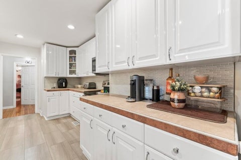 Tiny photo for 111 Country Club Drive Dr, Ashland, KY 41101 (MLS # 61467)