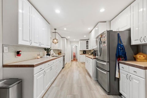 Tiny photo for 111 Country Club Drive Dr, Ashland, KY 41101 (MLS # 61467)