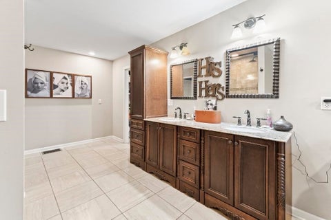 Tiny photo for 111 Country Club Drive Dr, Ashland, KY 41101 (MLS # 61467)