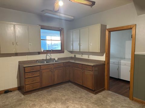 Tiny photo for 1418141812 S Seventh Street, Ironton, OH 45638 (MLS # 60237)