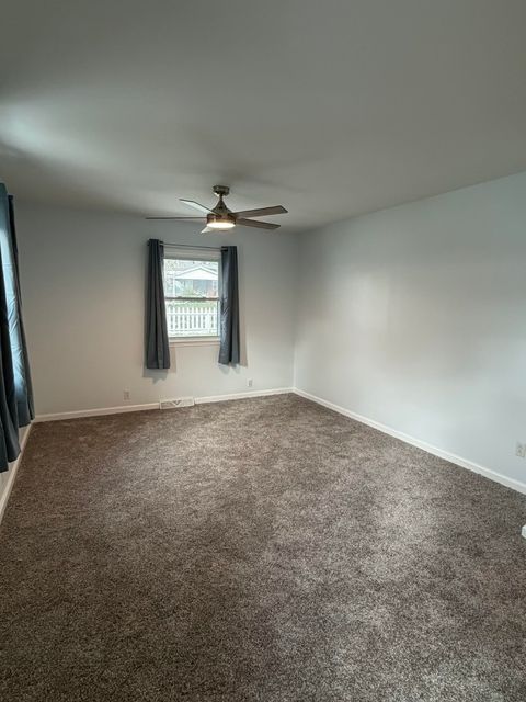 Tiny photo for 4840 Sherwood Drive, Ashland, KY 41102 (MLS # 60256)