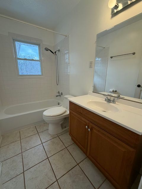 Tiny photo for 4840 Sherwood Drive, Ashland, KY 41102 (MLS # 60256)