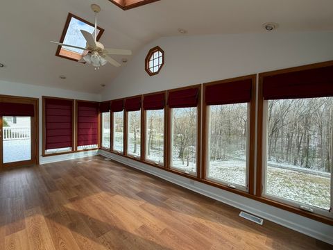 Tiny photo for 4840 Sherwood Drive, Ashland, KY 41102 (MLS # 60256)