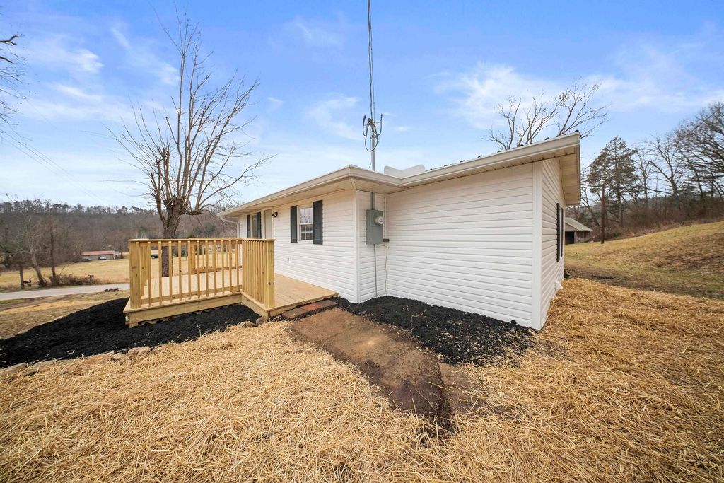 Photo of 3304 Laurel Road, Greenup, KY 41144 (MLS # 60141)