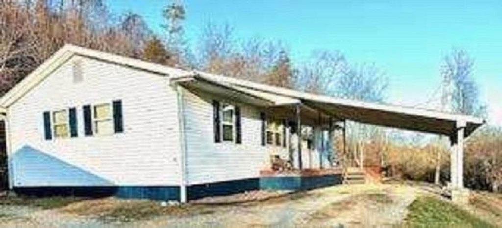 Photo of 8426 Johnson Fork Road, Catlettsburg, KY 41129 (MLS # 58394)