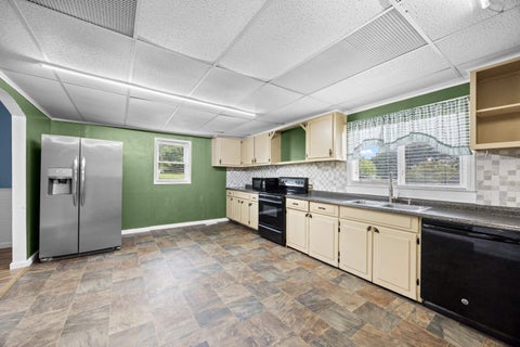 Tiny photo for 1129 Grandview Drive DR, Flatwoods, KY 41139 (MLS # 61107)