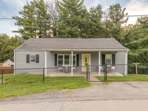 Photo of 1129 Grandview Drive DR, Flatwoods, KY 41139 (MLS # 61107)
