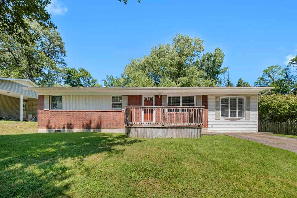 Photo of 1705 Mary Ellen Drive DR, Flatwoods, KY 41139 (MLS # 60957)