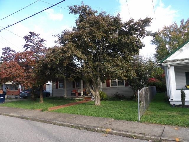 Photo of 2242 High Street ST, Ashland, KY 41101 (MLS # 61418)