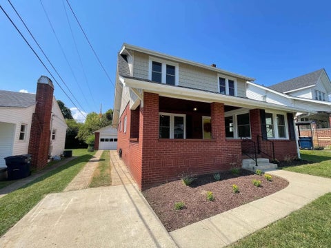 Tiny photo for 4320 Gartin Avenue Ave, Ashland, KY 41101 (MLS # 61237)