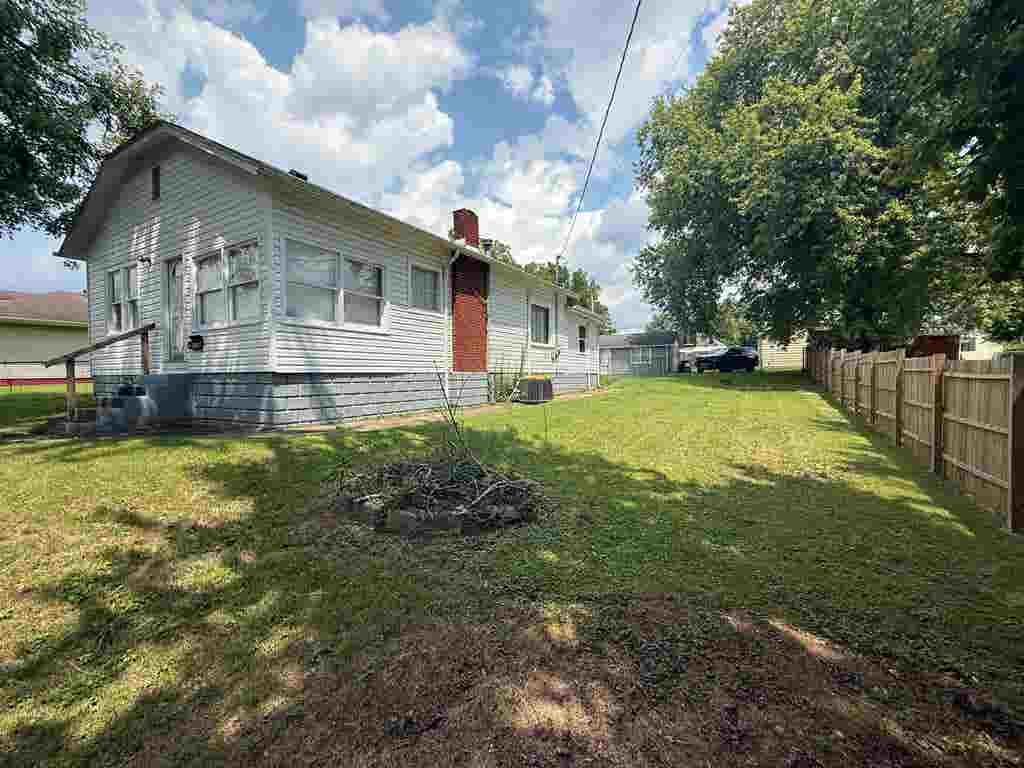 Photo of 329 Blackburn Ave AVE, Ashland, KY 41101 (MLS # 61082)