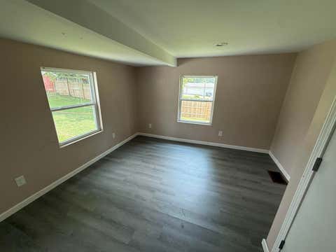 Tiny photo for 329 Blackburn Ave AVE, Ashland, KY 41101 (MLS # 61082)