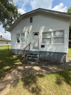 329 BLACKBURN AVE, ASHLAND, KY 41101 - Image 747e5836fa8fa507b76f1639b375c08f/2108023162