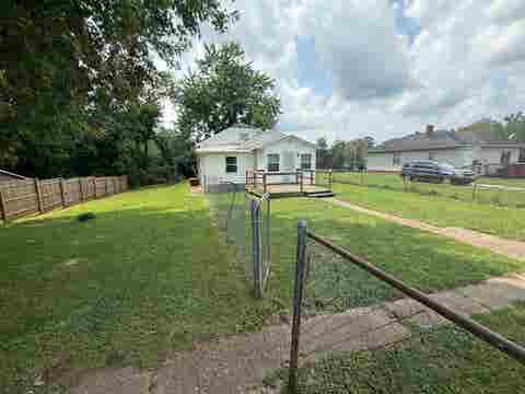 Tiny photo for 329 Blackburn Ave AVE, Ashland, KY 41101 (MLS # 61082)