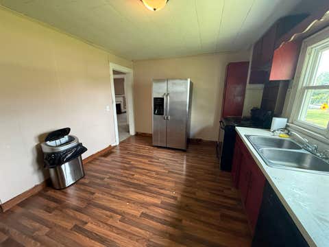 Tiny photo for 329 Blackburn Ave AVE, Ashland, KY 41101 (MLS # 61082)