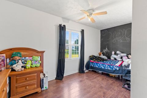 Tiny photo for 2615 Roberts Street, Flatwoods, KY 41139 (MLS # 59604)
