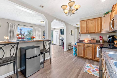 Tiny photo for 2615 Roberts Street, Flatwoods, KY 41139 (MLS # 59604)