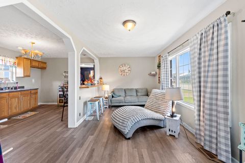 Tiny photo for 2615 Roberts Street, Flatwoods, KY 41139 (MLS # 59604)