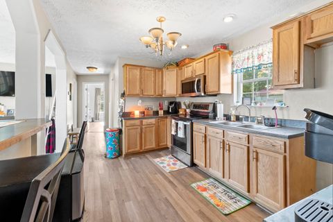 Tiny photo for 2615 Roberts Street, Flatwoods, KY 41139 (MLS # 59604)