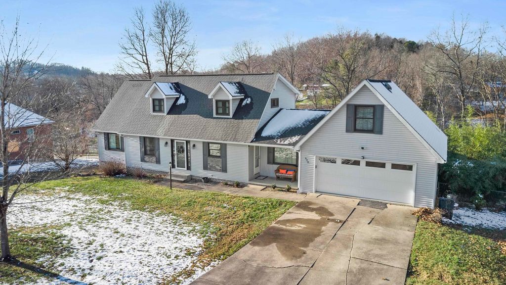 Photo of 620 Pin Oak Drive Dr, Ashland, KY 41102 (MLS # 59870)