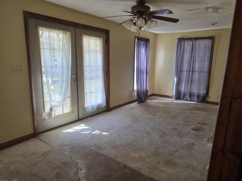 Tiny photo for 2661 County Road 5, Kitts Hill, OH 45645 (MLS # 60241)