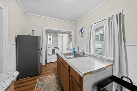 Tiny photo for 841 Montgomery Avenue, Ashland, KY 41101 (MLS # 61241)
