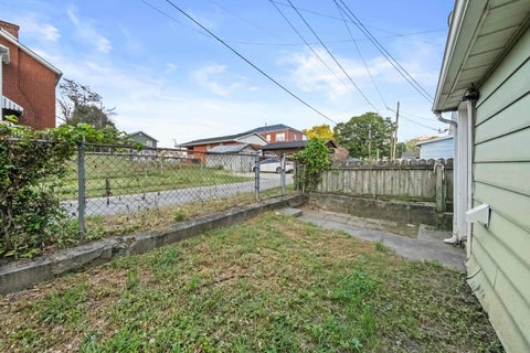 Tiny photo for 841 Montgomery Avenue, Ashland, KY 41101 (MLS # 61241)