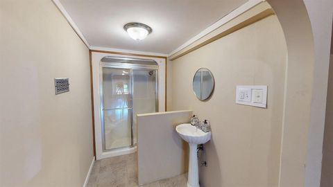 Tiny photo for 840 13th Street, Huntington, WV 25701 (MLS # 59587)