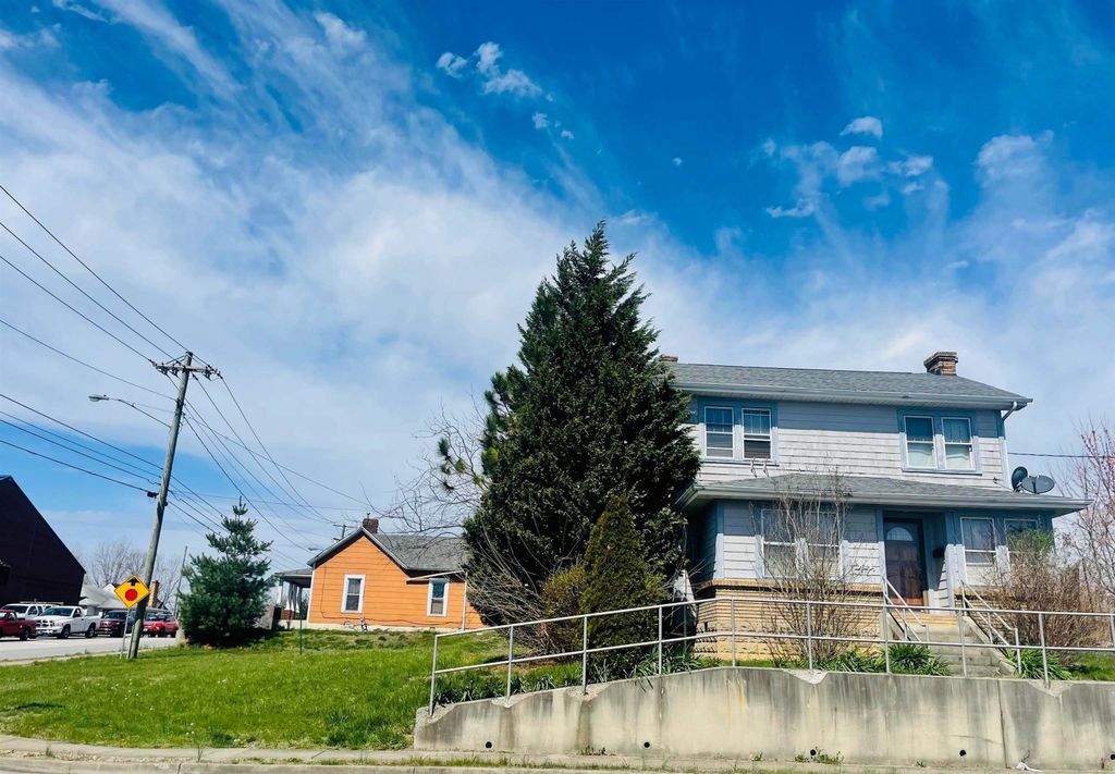 Photo of 2335 29th Street, Ashland, KY 41104 (MLS # 59677)