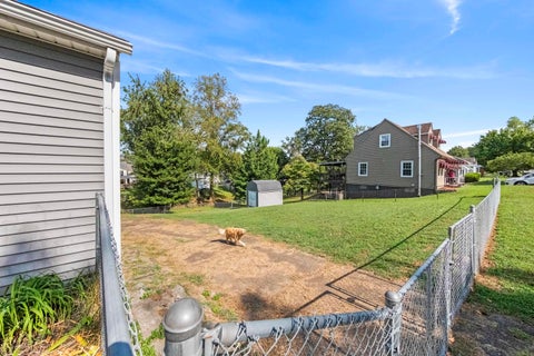 Tiny photo for 4321 Grandview Drive, Ashland, KY 41101 (MLS # 61225)
