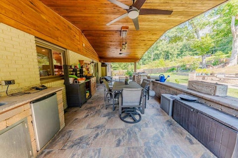 Tiny photo for 104 Stoney Brooke Drive, Ashland, KY 41101 (MLS # 61213)