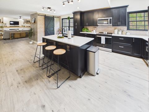 Tiny photo for 101 Bluebird Drive, Russell, KY 41169 (MLS # 60487)