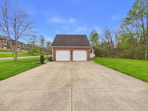 Tiny photo for 101 Bluebird Drive, Russell, KY 41169 (MLS # 60487)