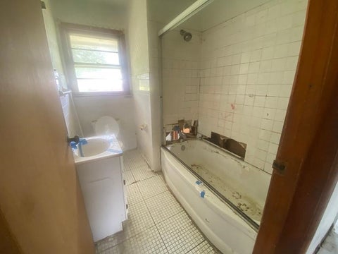 Tiny photo for 2755 Piqua Street ST, Ashland, KY 41102 (MLS # 61093)