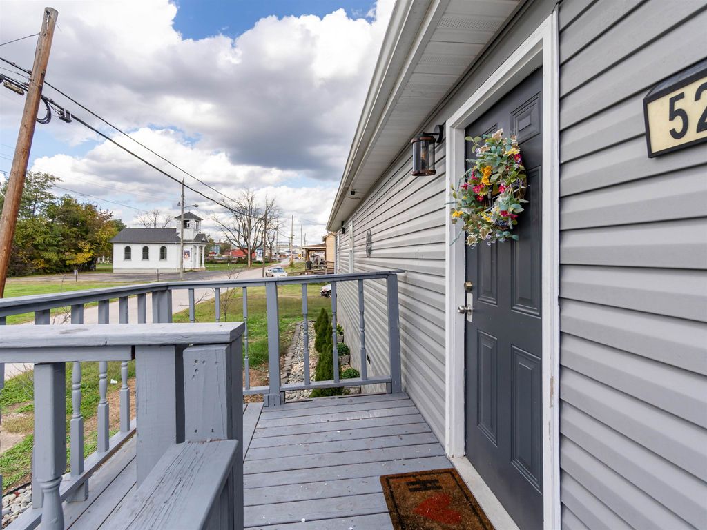 Photo of 529 Laurel Street, Greenup, KY 41144 (MLS # 59648)