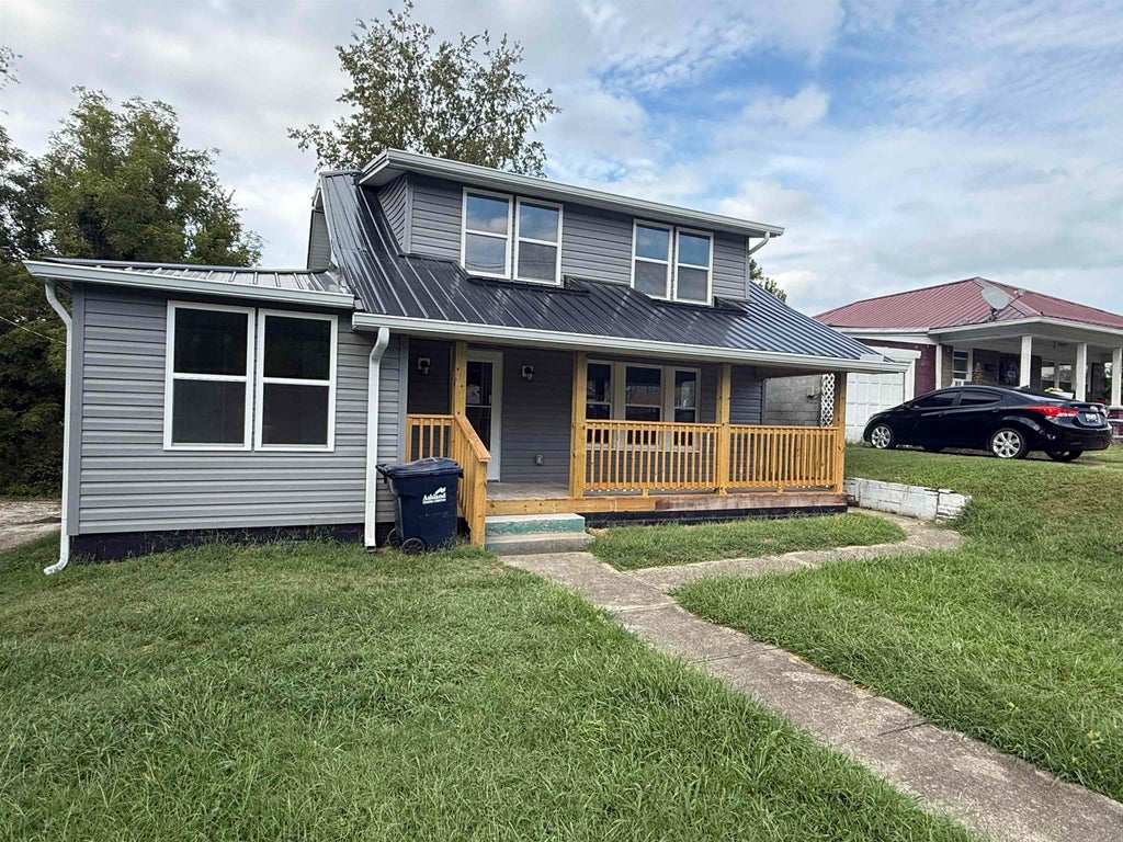 Photo of 3449 Blackburn Ave AVE, Ashland, KY 41101 (MLS # 61257)