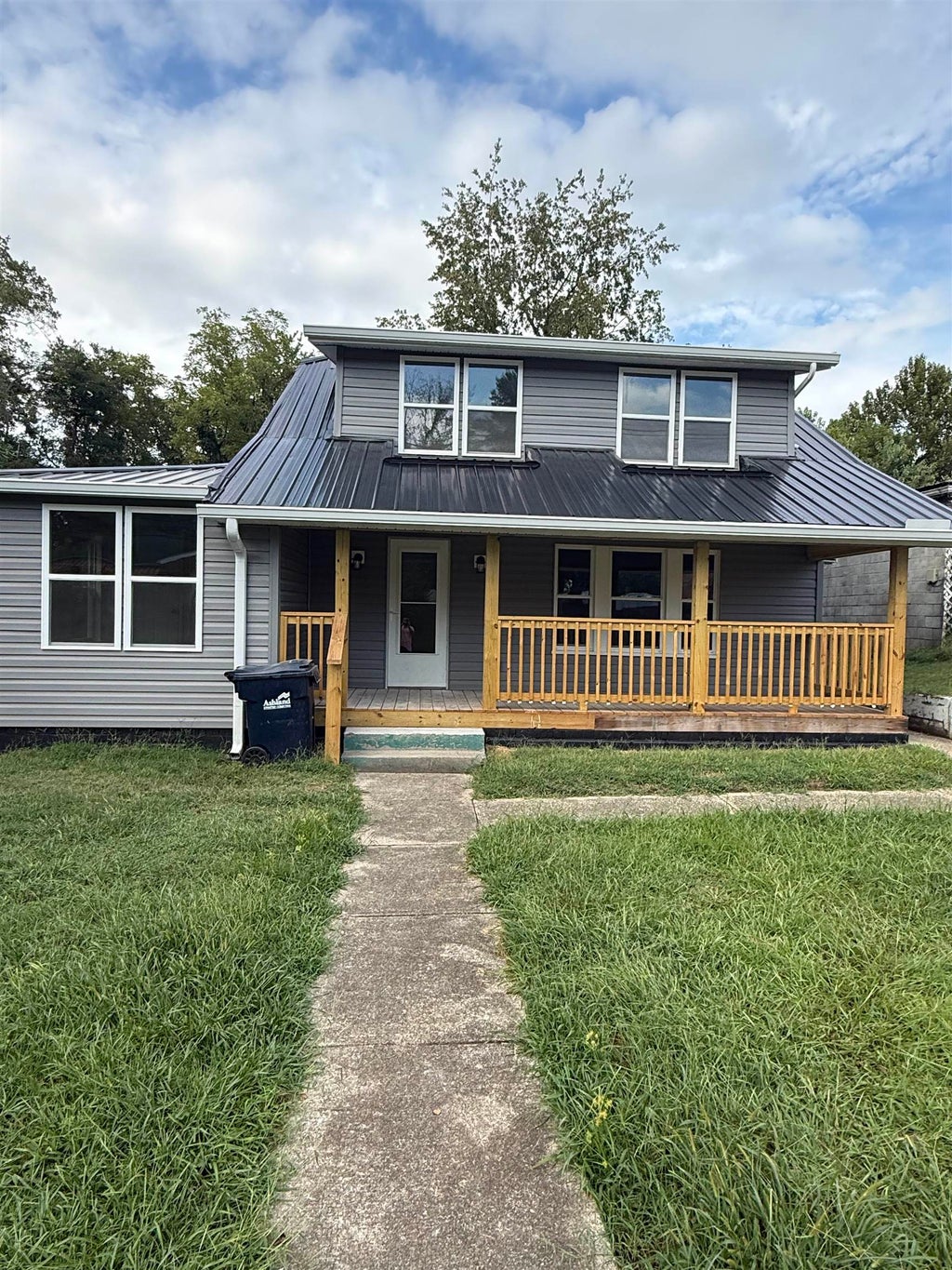 Photo of 3449 Blackburn Ave AVE, Ashland, KY 41101 (MLS # 61257)