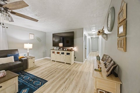 Tiny photo for 217 Iowa Street ST, Ashland, KY 41102 (MLS # 61461)
