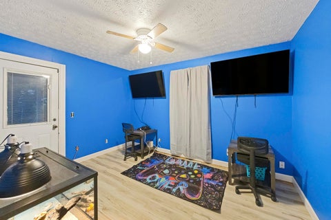 Tiny photo for 217 Iowa Street ST, Ashland, KY 41102 (MLS # 61461)