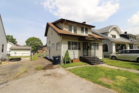 Photo of 2409 Hilton Avenue, Ashland, KY 41101 (MLS # 60493)