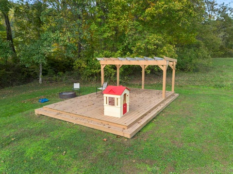 Tiny photo for 1836 Clarksburg Road, Vanceburh, KY 41179 (MLS # 61442)