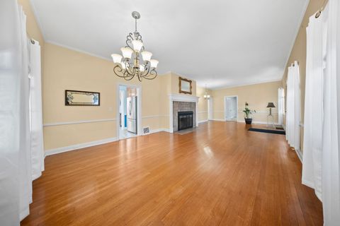 Tiny photo for 2650 Central Parkway Pkwy, Ashland, KY 41102 (MLS # 60060)
