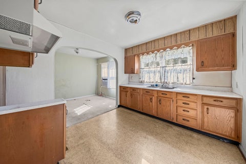 Tiny photo for 1516 Hager Street, Ashland, KY 41102 (MLS # 61466)