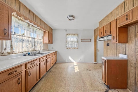 Tiny photo for 1516 Hager Street, Ashland, KY 41102 (MLS # 61466)