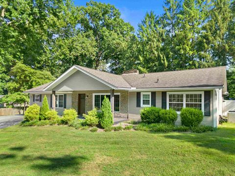 Tiny photo for 116 Buena Vista Drive DR, Ashland, KY 41102 (MLS # 60972)