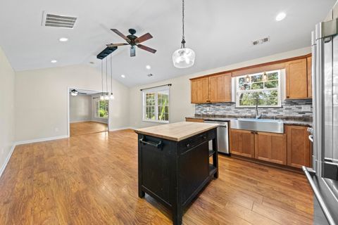 Tiny photo for 116 Buena Vista Drive DR, Ashland, KY 41102 (MLS # 60972)